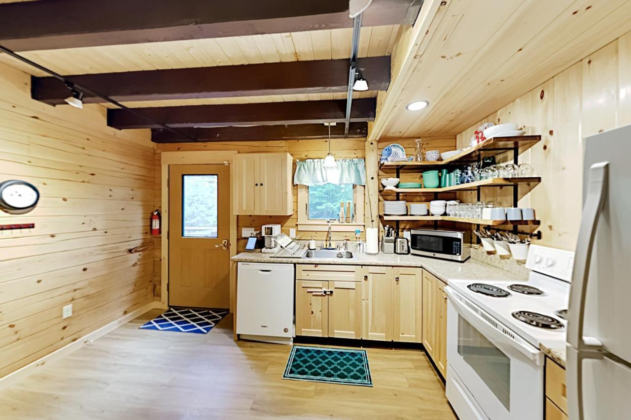 Sprucewold Cabin บูธเบย์ฮาร์เบอร์ ภายนอก รูปภาพ